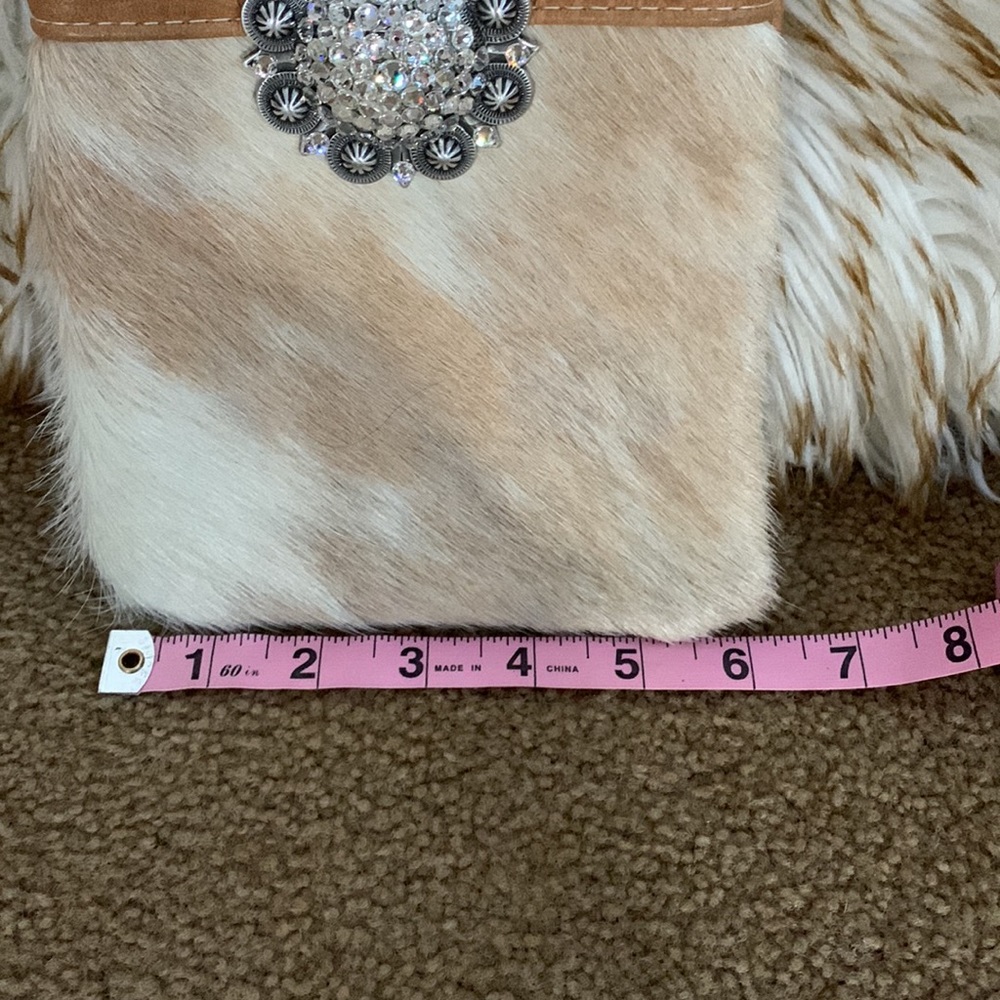 NWOT PERFECT GIFT! Handmade genuine cowhide leather small crossbody - Picture 5 of 6
